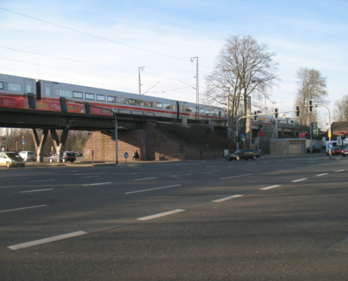 ICE-Durchfahrt in Gießen Oswaldsgarten